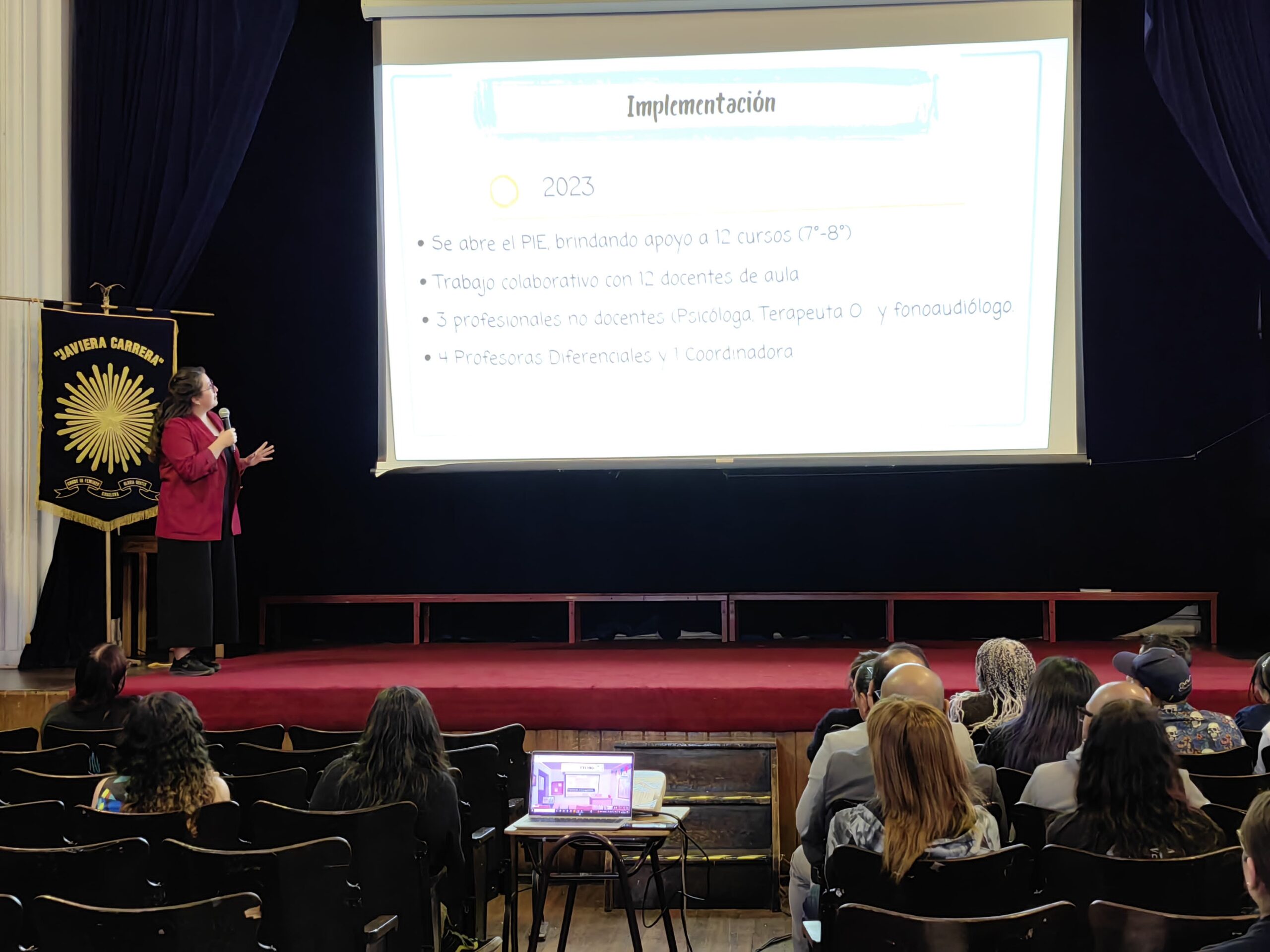 Primera Reunión de Apoderados del Programa de Inclusión Escolar (PIE) en el Liceo 1 Javiera Carrera